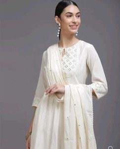 Elegant White Embroidered Kurta Set