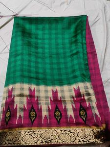 Green &amp; Pink Checked Saree