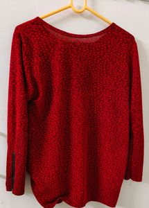 Full Sleeve Red Top, Front Chain L Size