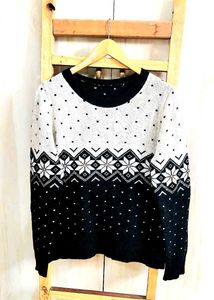 Stylish Black &amp; White Patterned Sweater si,e-38