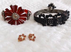 Jewelry Set: Bracelets & Stud Earring