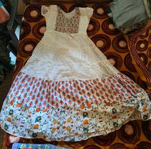 White Beautiful Partywear Ethnic Gown