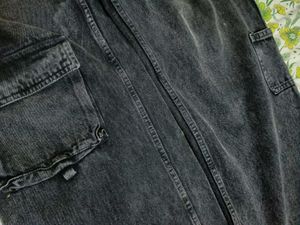 Black Newme Cargo
