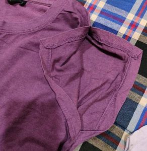 Set of Two Women&#39;s T-Shirts