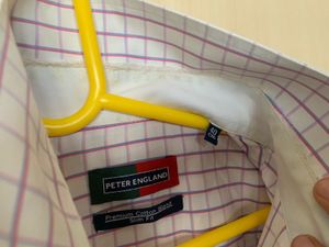 Peter England Men Slim Fit Checkered Shirt