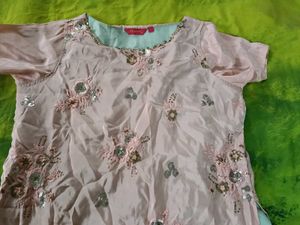 Embellished Kurta Set