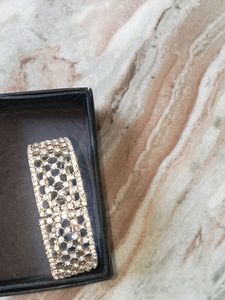 Queen Silver Plated Stone Bracelet