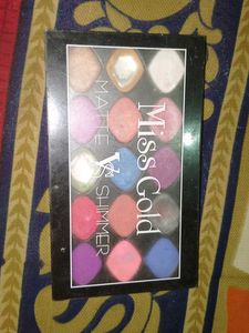Woman Eye Shadow
