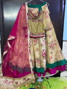 Beautiful Lehenga Set 💕💕💕