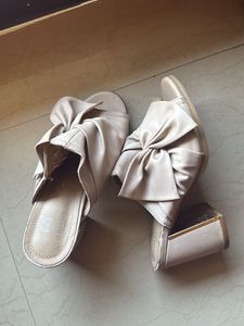 Bow Mules - Size 6