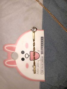 Multilayered Chain With Hair Clip Combo