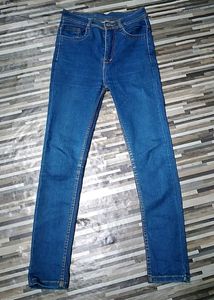 High Waisted Jeans