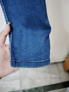 High-Waisted Skinny Jeans