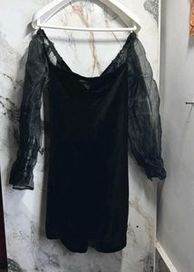 Darzi Black Velvet Mini One-piece Dress