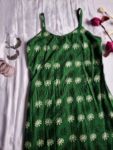 Y2k Green sleevless kurti