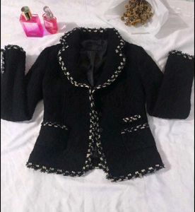 pretty black Korean Style blazzer