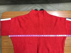 H&amp;M Divided Red Knitted  Pullover Fits L-XL