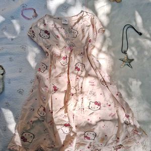 Hello Kitty fitted top