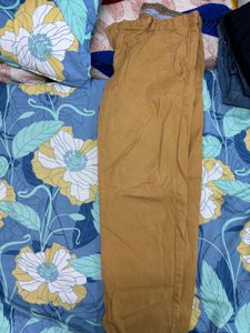 premium casual pants.