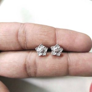 925Sterling Silver Star ⭐ Bloom Beautiful Earrings