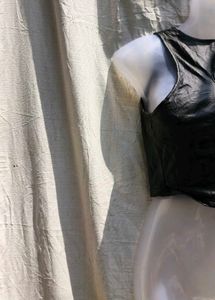 13185 SEXY SHEIN LEATHER TYPE TOP