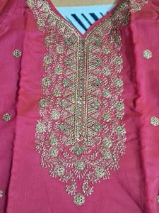Elegant Pink Embroidered Kurta