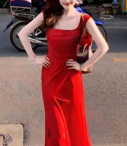 Elegant Red Maxi Dress