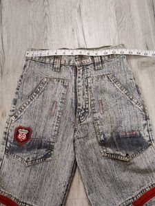 Ma2220 Sabrin baggy jeans waist 26 inches