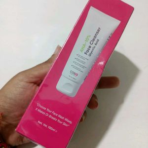 COSIQ AHA-10% Face Cleanser