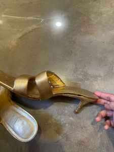 zara gold kitten heels
