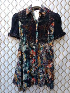 New With Tag Cute Korean Laces French Top