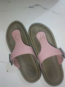 Conform Pink Sandals