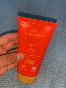 AQUALOGICA Detan+ Dewy Sunscreen, 80g