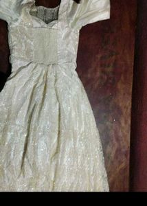 wedding Gown with free moisturizer and bangles