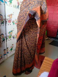 Red &amp; Brown Patterned Saree