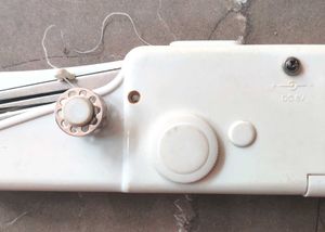 Mini Handheld Sewing Machine