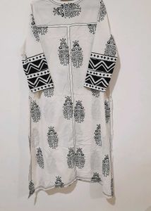 Elegant White Printed Kurta