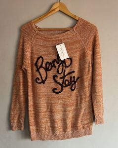 Stylish Orange Pullover Sweater with Slogan Print