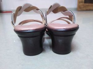 Peach Heel 👠 For Your Every Occasion 😀