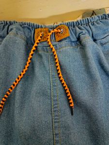 COMBO 2 sweatshirt+ 1 Jeans