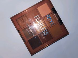 Renee Fearless Nude Eyeshadow Pallete