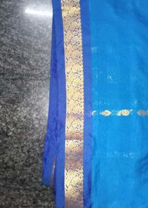 Super Saree With Shell And flower Design Of Golden