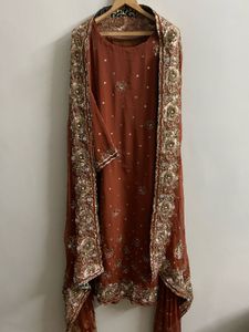 heavy embroidery crep suit