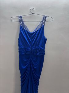 Fashionable party Wear Gown