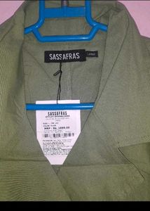 SASSAFARAS OLIVE GREEN BUTTONED SLEEVELESS DRESS