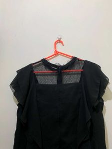 Elegant Black Ruffle Top 34-36