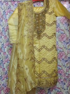 i want to sell party wear suit wedding special