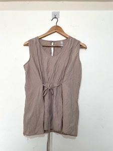 Sleeveless Tie Front Blouse A
