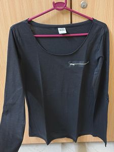 Black Long Sleeve Top