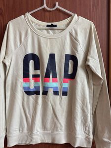 GAP sweatshirt